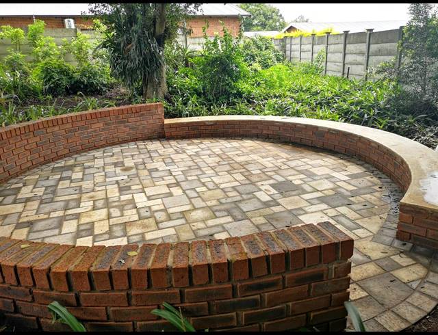 3 BEDROOM HOUSE TO LET IN LINCOLN MEADE